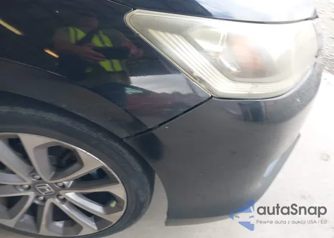 2013 Honda Accord Sport z USA, uszkodzony, nr VIN 1HGCR2F50DA073677